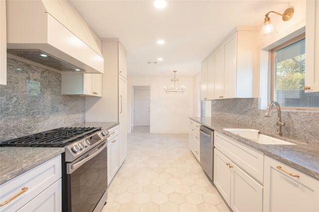 3222 Norcross Lane, Dallas, TX 75229
