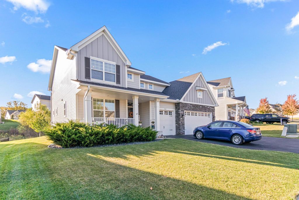 9609 Junco Road N, Lake Elmo, MN 55042