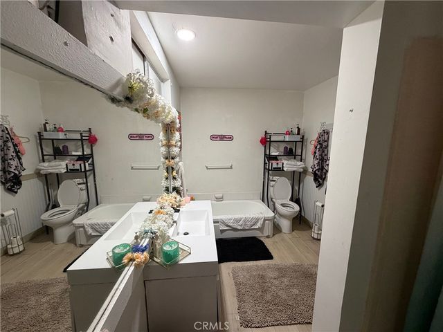 5484 Streett Cedar, Jurupa Valley, CA 92509