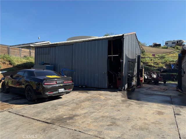 5484 Streett Cedar, Jurupa Valley, CA 92509