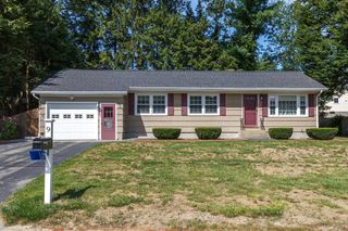 9 Spruce Street, Hudson, NH 03051