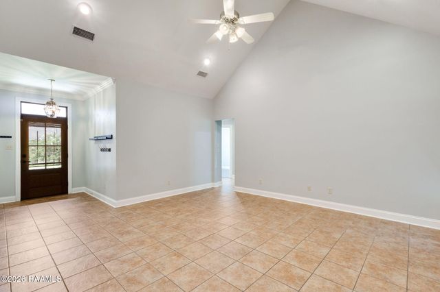 203 Rue Soleil, Carencro, LA 70520