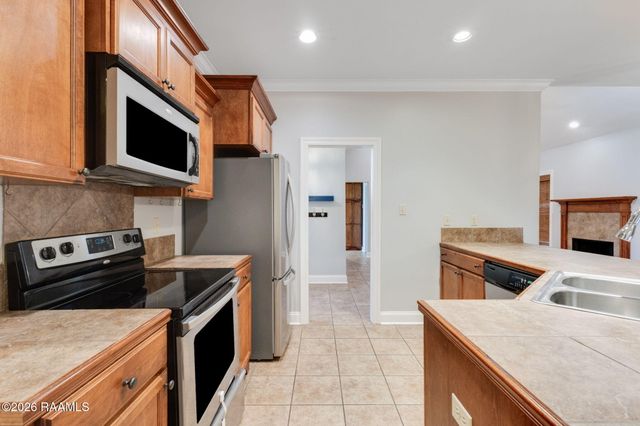 203 Rue Soleil, Carencro, LA 70520