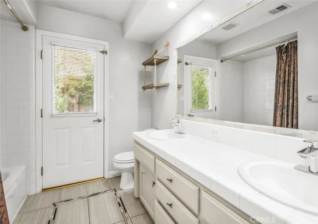 10918 Rosslyn Lane, Bakersfield, CA 93311