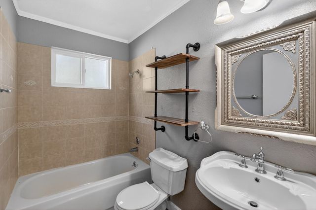 1632 Klamath River Dr., Rancho Cordova, CA 95670