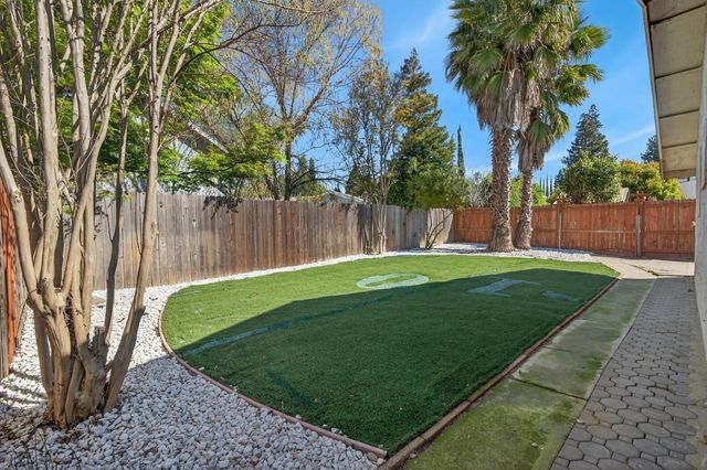 1632 Klamath River Dr., Rancho Cordova, CA 95670