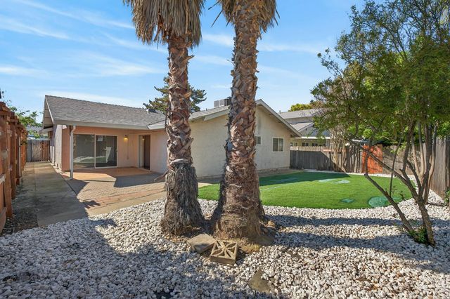 1632 Klamath River Dr., Rancho Cordova, CA 95670