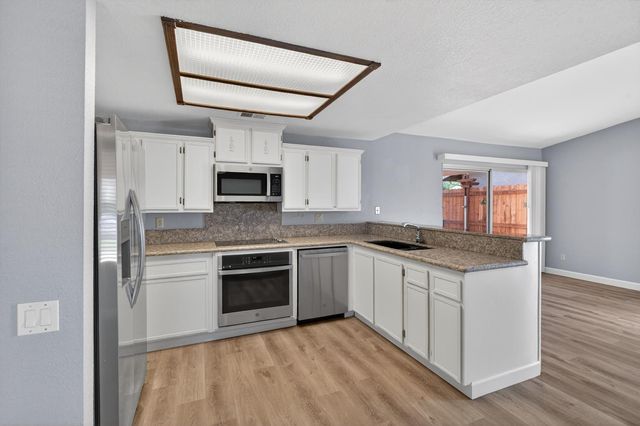 1632 Klamath River Dr., Rancho Cordova, CA 95670