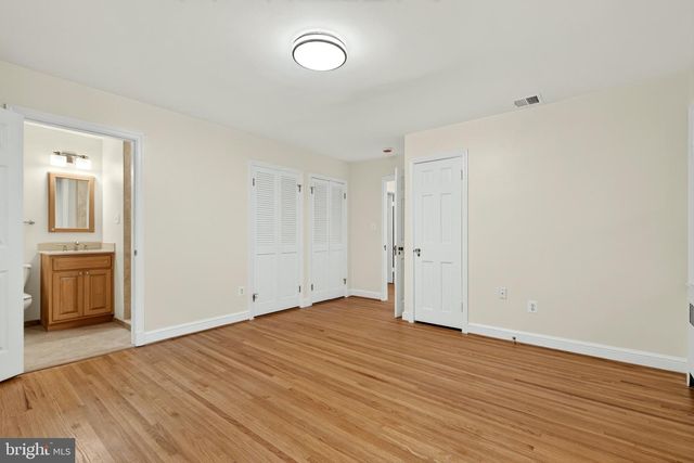 2375 N VERNON ST, Arlington, VA 22207