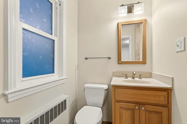 2375 N VERNON ST, Arlington, VA 22207