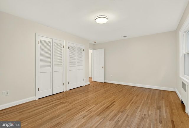 2375 N VERNON ST, Arlington, VA 22207