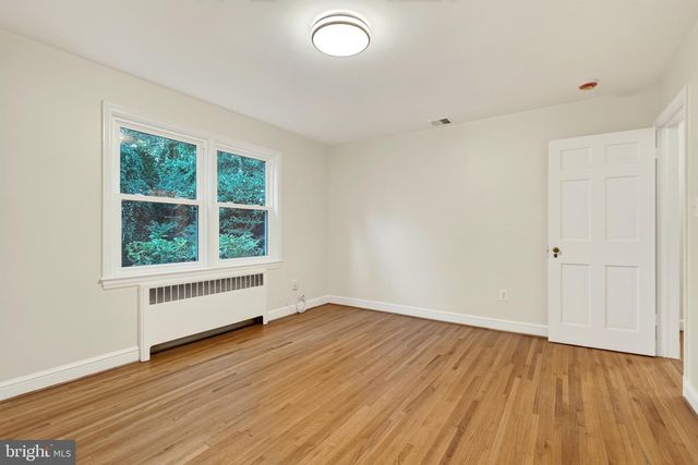 2375 N VERNON ST, Arlington, VA 22207