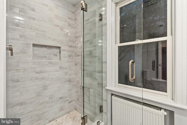 2375 N VERNON ST, Arlington, VA 22207