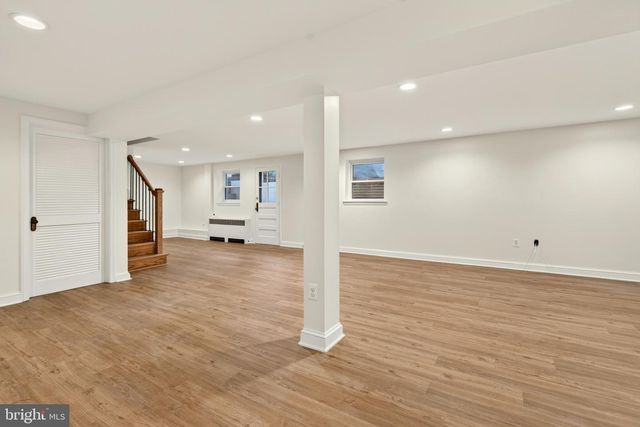 2375 N VERNON ST, Arlington, VA 22207