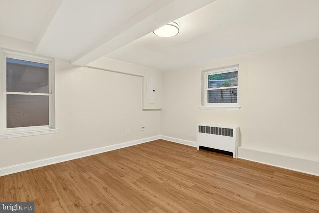 2375 N VERNON ST, Arlington, VA 22207