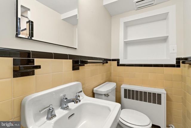 2375 N VERNON ST, Arlington, VA 22207