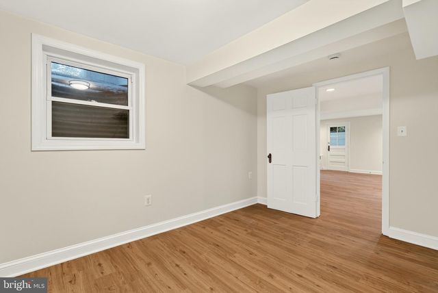 2375 N VERNON ST, Arlington, VA 22207