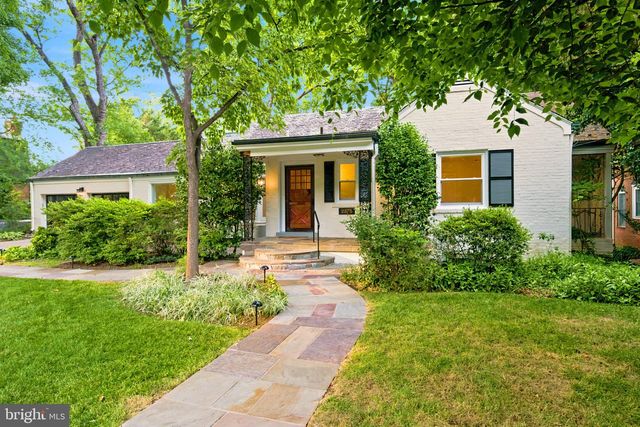 2375 N VERNON ST, Arlington, VA 22207