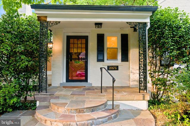 2375 N VERNON ST, Arlington, VA 22207