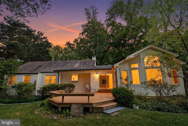 2375 N VERNON ST, Arlington, VA 22207