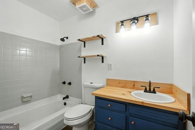 93 FLOYD Lane, Hampton, GA 30228