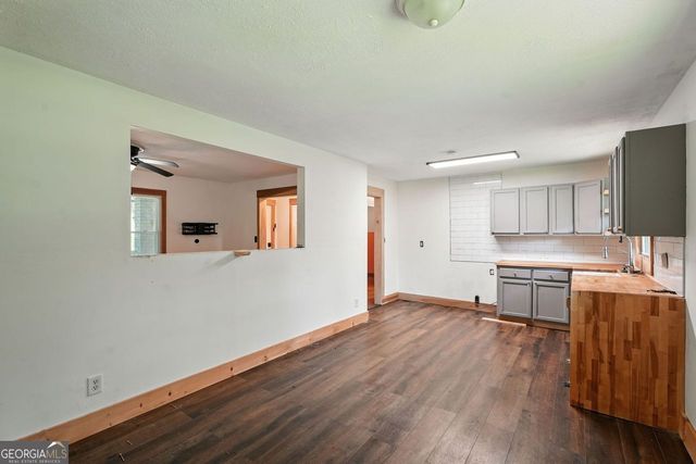 93 FLOYD Lane, Hampton, GA 30228