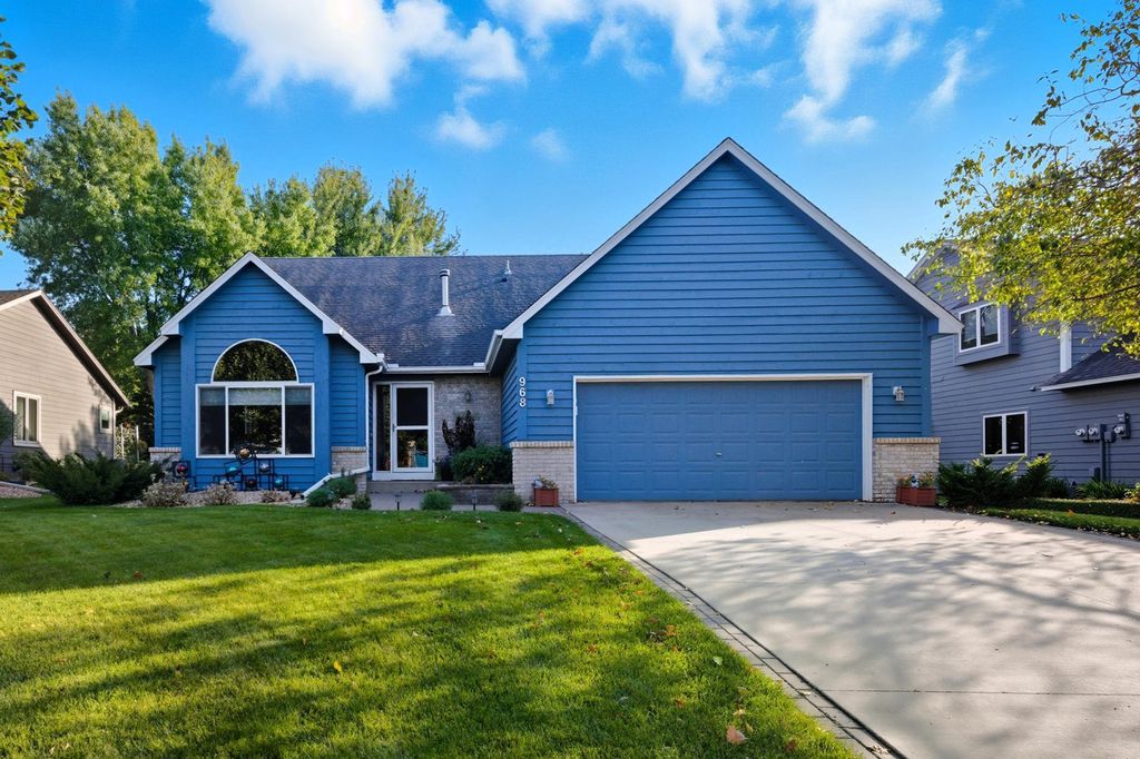 968 Coneflower Court, Eagan, MN 55123