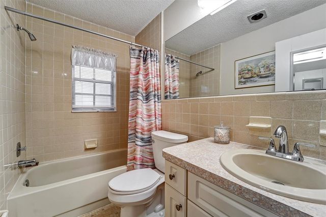 6642 DEVONSHIRE LANE, New Port Richey, FL 34653