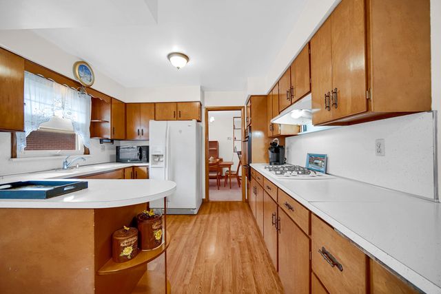 1941 Schrage Avenue, Whiting, IN 46394