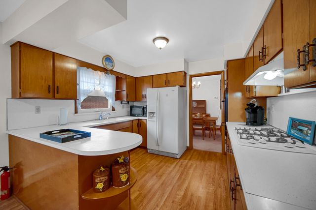 1941 Schrage Avenue, Whiting, IN 46394