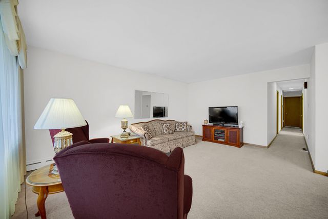 1941 Schrage Avenue, Whiting, IN 46394