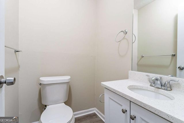 1669 Freedom Valley, Decatur, GA 30032