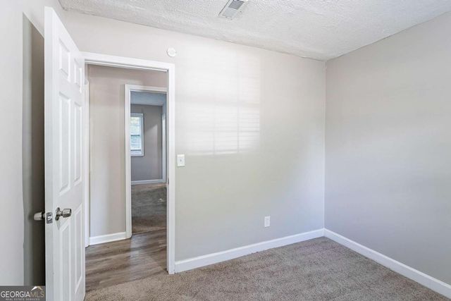 1669 Freedom Valley, Decatur, GA 30032