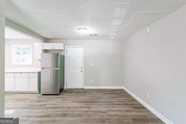 1669 Freedom Valley, Decatur, GA 30032