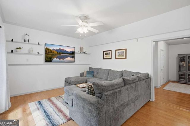 4092 Suwanee Mill Drive, Buford, GA 30518