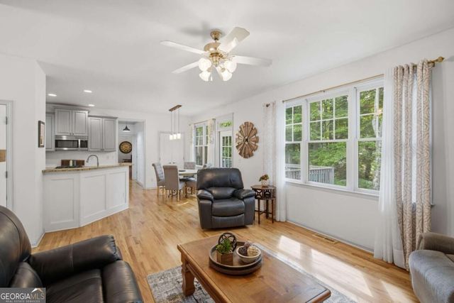 4092 Suwanee Mill Drive, Buford, GA 30518