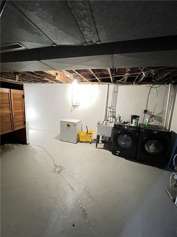 1209 Walnut St, N Versailles, PA 15137