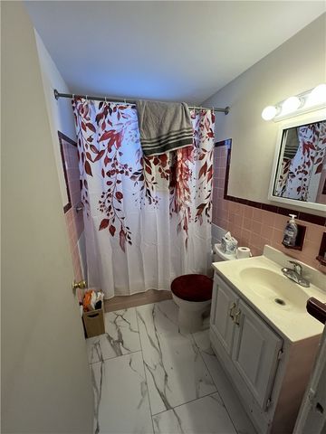 1209 Walnut St, N Versailles, PA 15137