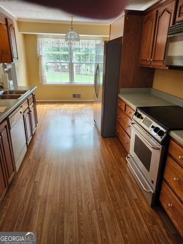 3027 Carol Drive, Fayetteville, GA 30214