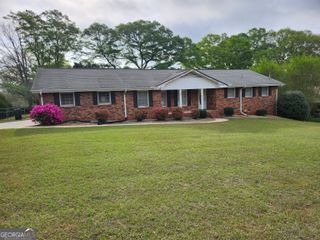 3027 Carol Drive, Fayetteville, GA 30214