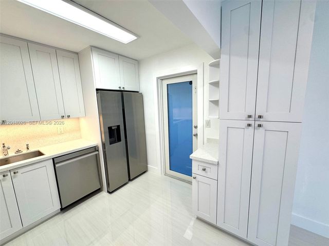 105-107 NE 30th Ct 107, Wilton Manors, FL 33334