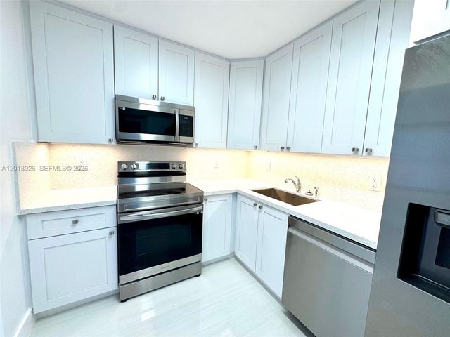 105-107 NE 30th Ct 107, Wilton Manors, FL 33334