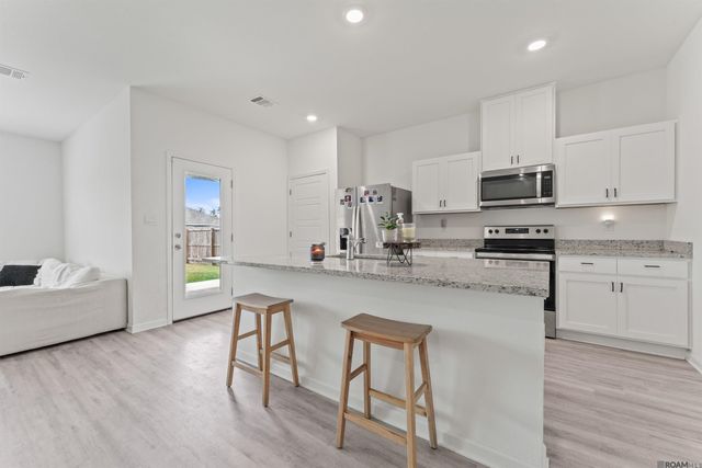 12780 Sweetleaf Ave, Denham Springs, LA 70726