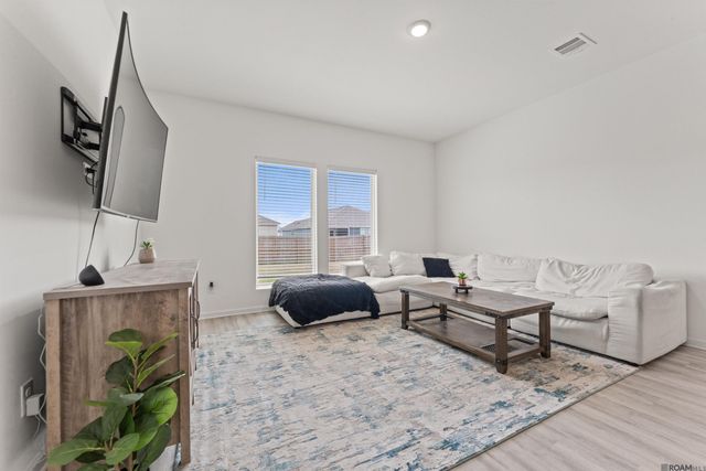 12780 Sweetleaf Ave, Denham Springs, LA 70726