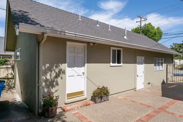 1810 Hillside Drive, Burlingame, CA 94010