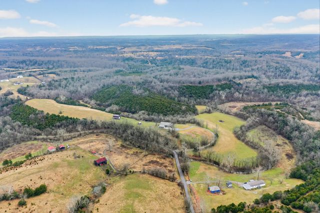 1290 Johnson Road, Harrodsburg, KY 40330