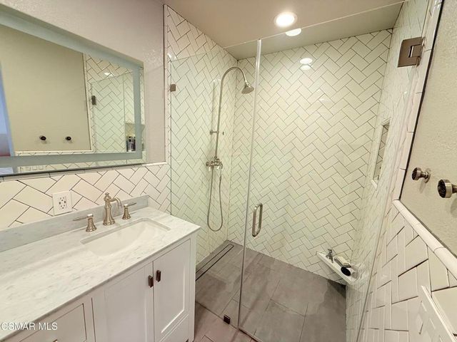 30808 Calaise Court, Westlake Village, CA 91362