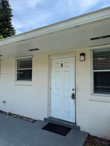 16001 NE 18th Pl 3, North Miami Beach, FL 33162