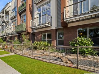 1126 E quincy, San Antonio, TX 78212