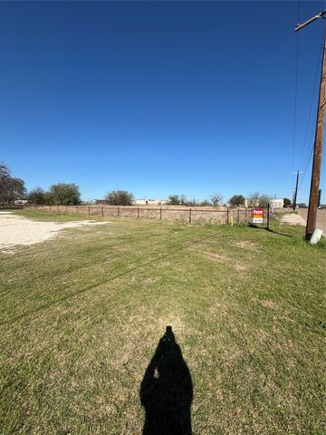 302 N Park Street, Granbury, TX 76048